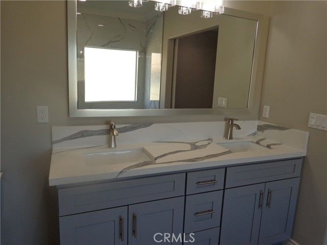 18255 Winnetka, Apple Valley, CA 92307