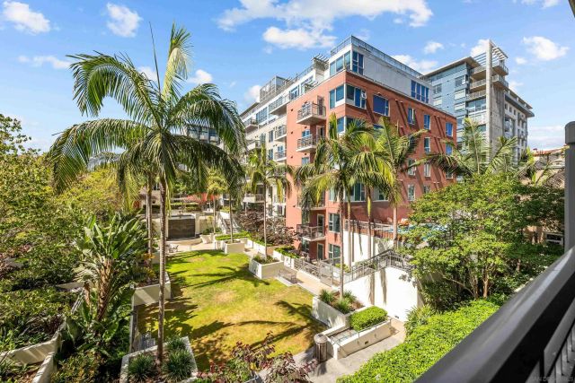 300 W Beech 204, San Diego, CA 92101