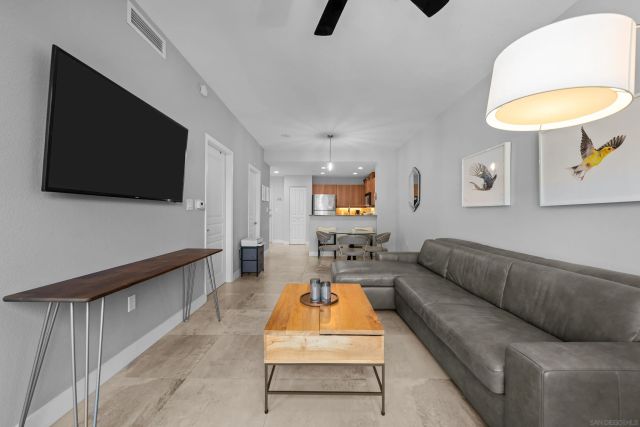 300 W Beech 204, San Diego, CA 92101
