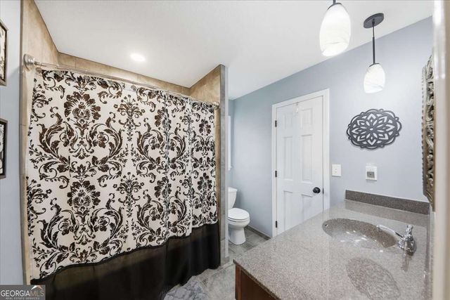 2334 Pine Point Drive, Lawrenceville, GA 30043