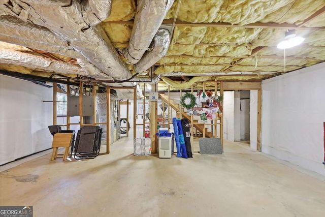 2334 Pine Point Drive, Lawrenceville, GA 30043