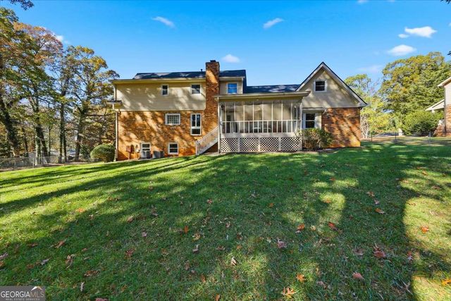 2334 Pine Point Drive, Lawrenceville, GA 30043