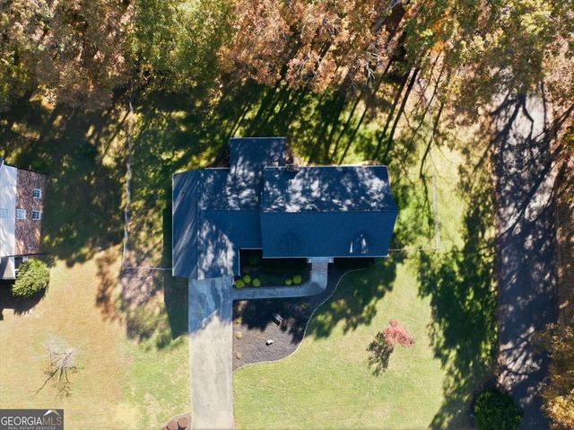 2334 Pine Point Drive, Lawrenceville, GA 30043