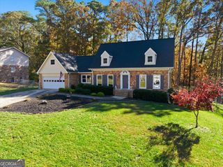 2334 Pine Point Drive, Lawrenceville, GA 30043