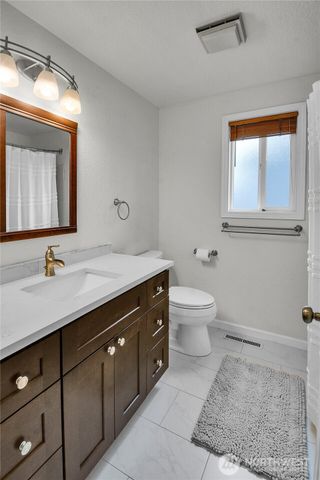 14108 129th Avenue NE, Kirkland, WA 98034