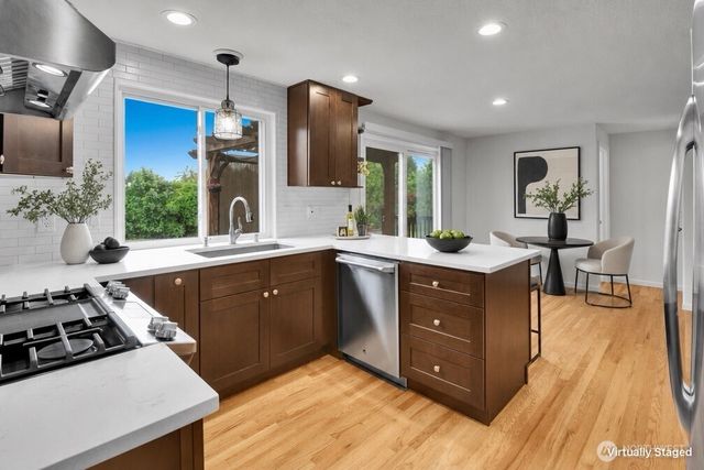 14108 129th Avenue NE, Kirkland, WA 98034