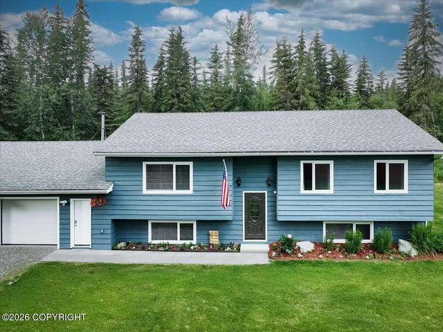 3052 Springs Boulevard, North Pole, AK 99705