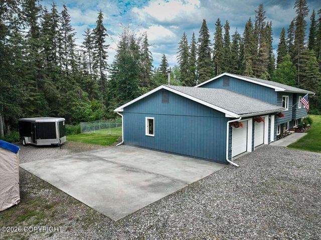 3052 Springs Boulevard, North Pole, AK 99705