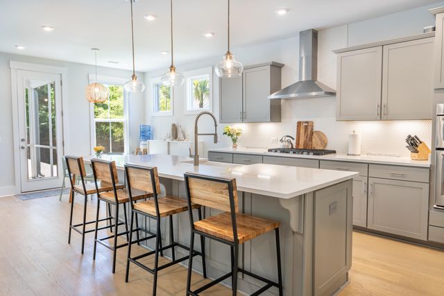 1055 Harriman Lane, Charleston, SC 29492