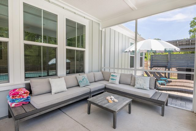 1055 Harriman Lane, Charleston, SC 29492