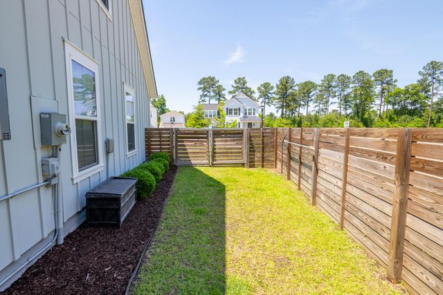1055 Harriman Lane, Charleston, SC 29492