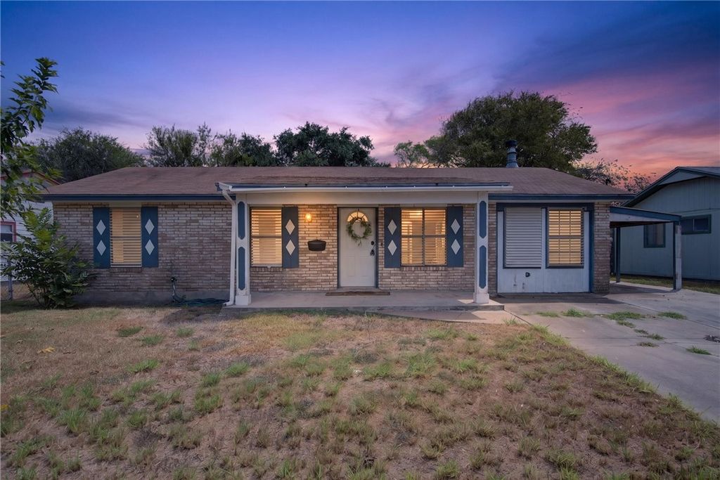 6405 Beechwood Dr, Corpus Christi, TX 78412 — exterior