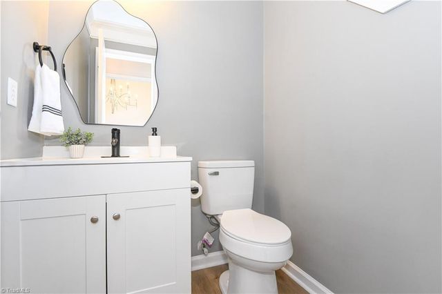 5 Archer Glen Court, Greensboro, NC 27407