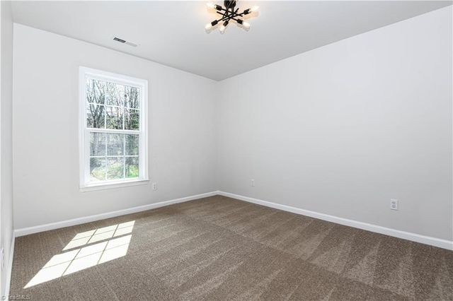 5 Archer Glen Court, Greensboro, NC 27407