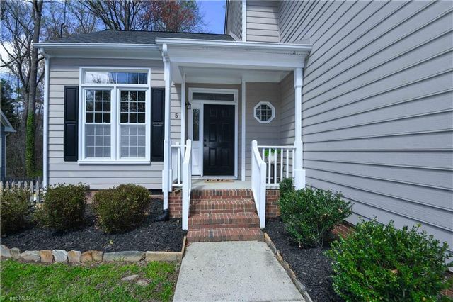 5 Archer Glen Court, Greensboro, NC 27407
