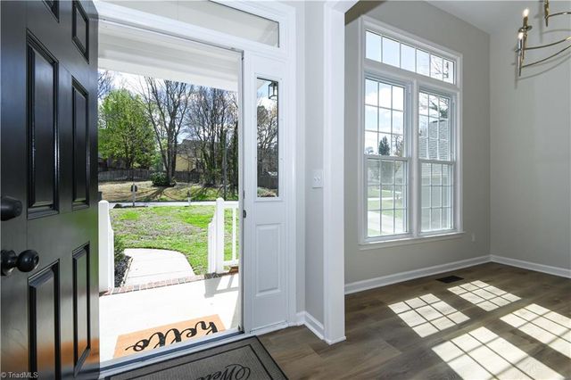 5 Archer Glen Court, Greensboro, NC 27407