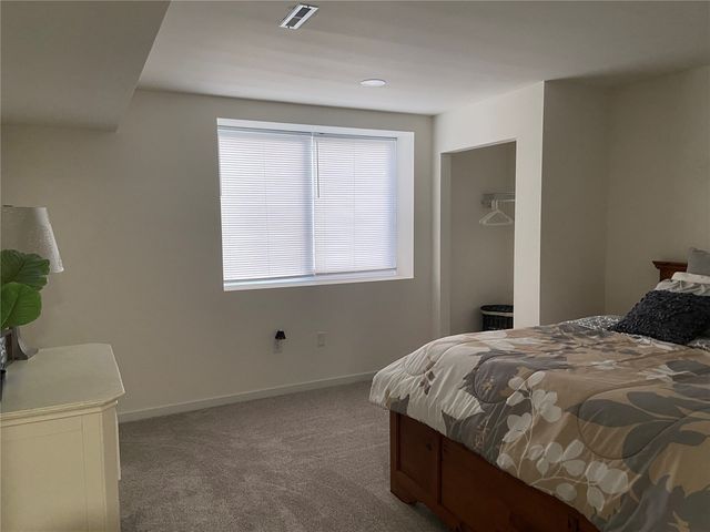 800 Bowhunter, Marion, IA 52302