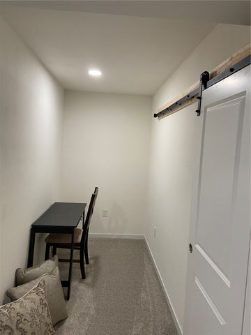 800 Bowhunter, Marion, IA 52302