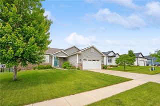 800 Bowhunter, Marion, IA 52302