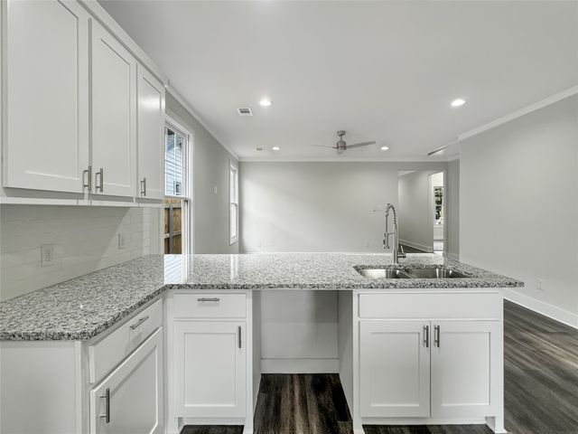 3518 Meadow Street, Dallas, TX 75215