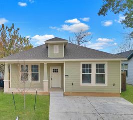3518 Meadow Street, Dallas, TX 75215
