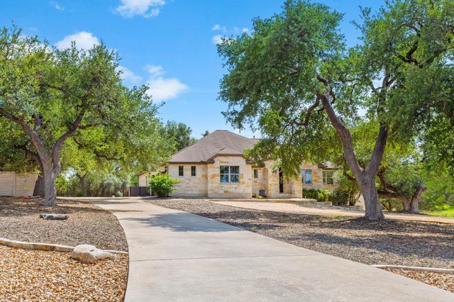 224 Magnolia Blossom CV, Driftwood, TX 78619