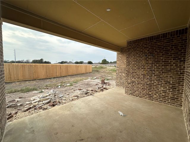 132 Lasso Loop, Lorena, TX 76655