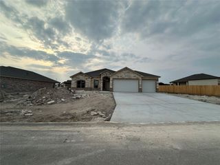 132 Lasso Loop, Lorena, TX 76655
