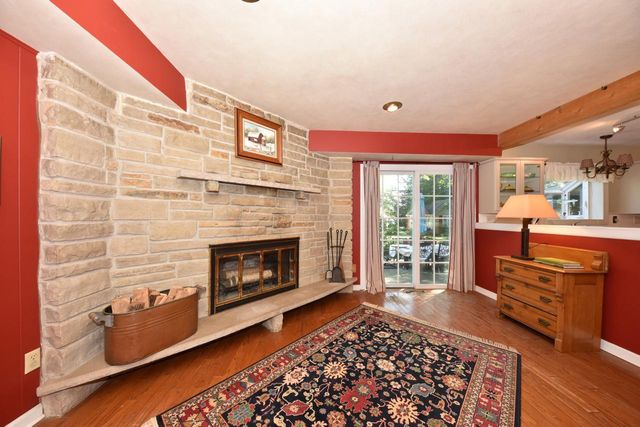 1317 S 7th AVENUE, West Bend, WI 53095