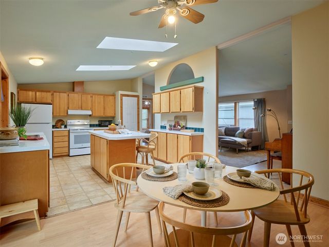 1835 Heartwood, Woodland, WA 98674