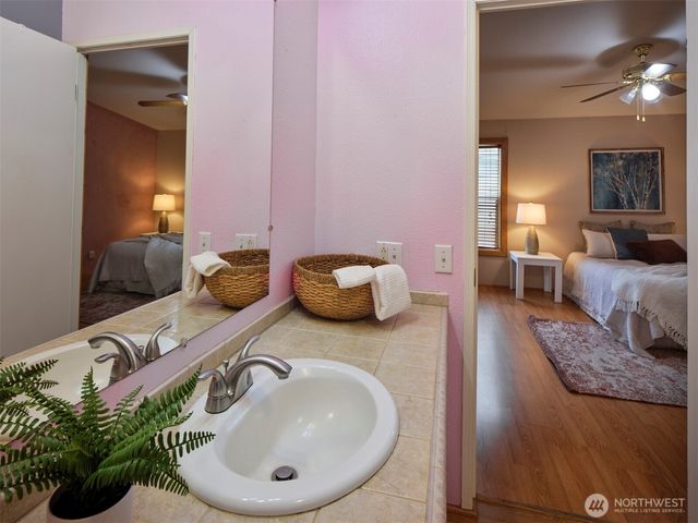 1835 Heartwood, Woodland, WA 98674