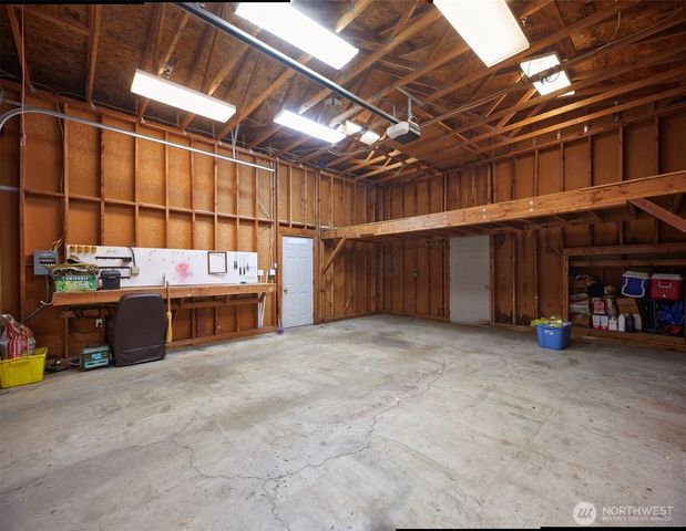 1835 Heartwood, Woodland, WA 98674