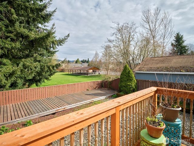 1835 Heartwood, Woodland, WA 98674
