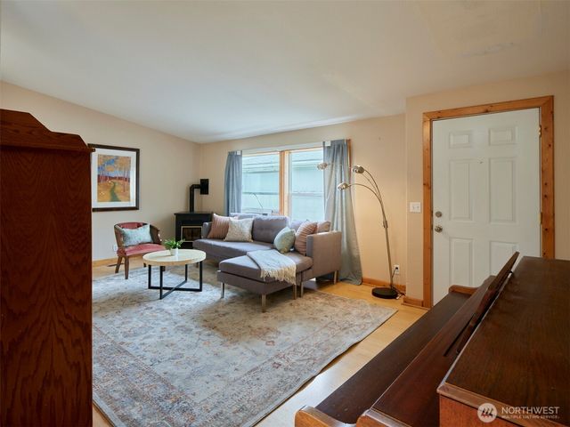 1835 Heartwood, Woodland, WA 98674