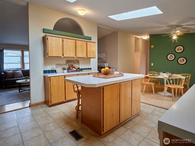 1835 Heartwood, Woodland, WA 98674