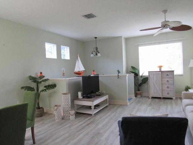 48 SE Sedona Circle 201, Stuart, FL 34994