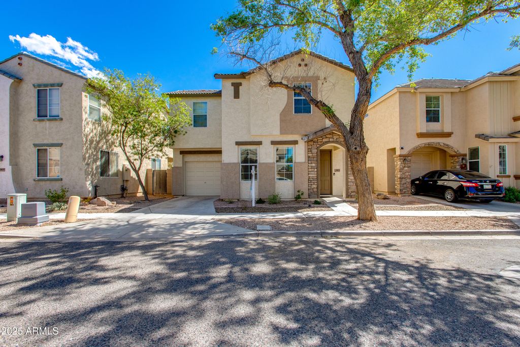 10023 W KINGMAN Street, Tolleson, AZ 85353