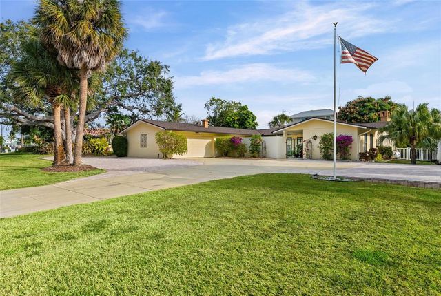 7215 WESTMORELAND DRIVE, Sarasota, FL 34243