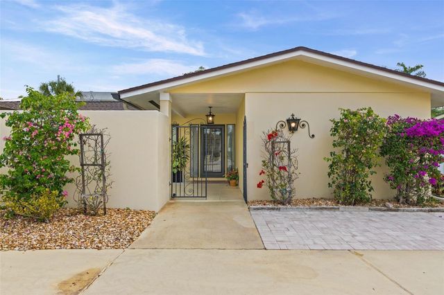 7215 WESTMORELAND DRIVE, Sarasota, FL 34243
