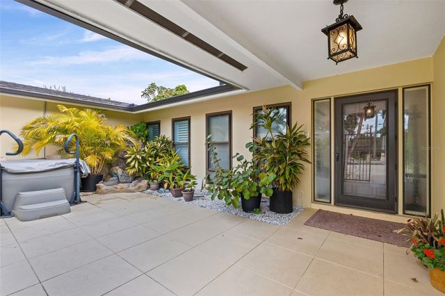 7215 WESTMORELAND DRIVE, Sarasota, FL 34243