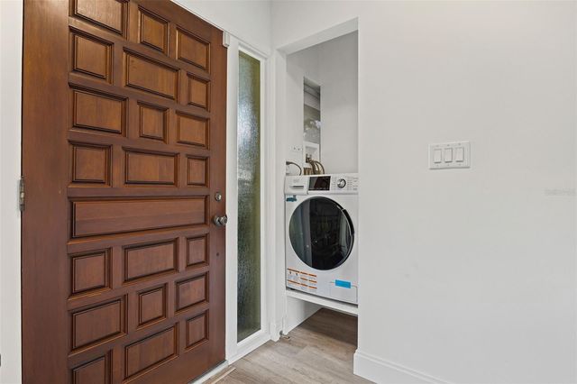 7215 WESTMORELAND DRIVE, Sarasota, FL 34243