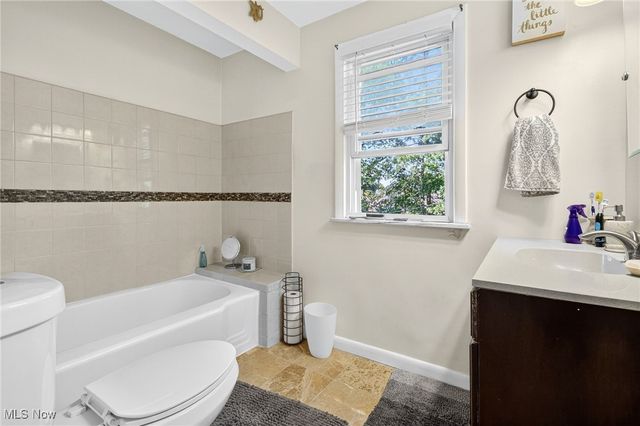 3781 Bushnell Road, University Heights, OH 44118