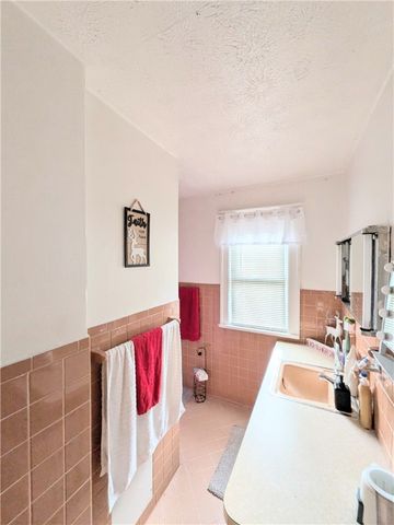 6 Gladys street Street, Rochester, NY 14621