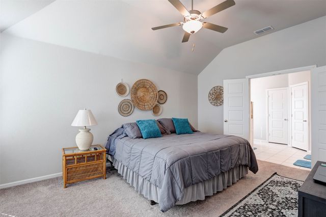 8948 Bronze Meadow Drive, Fort Worth, TX 76131