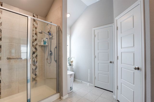 8948 Bronze Meadow Drive, Fort Worth, TX 76131