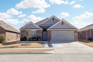 8948 Bronze Meadow Drive, Fort Worth, TX 76131