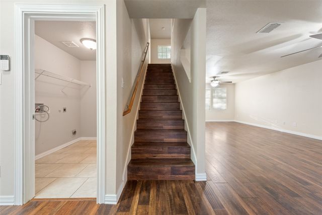 1448 Lauren Drive, Burleson, TX 76028