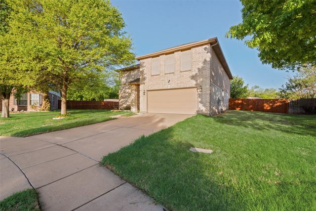1448 Lauren Drive, Burleson, TX 76028