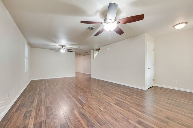1448 Lauren Drive, Burleson, TX 76028
