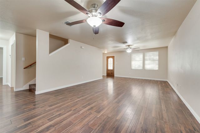 1448 Lauren Drive, Burleson, TX 76028